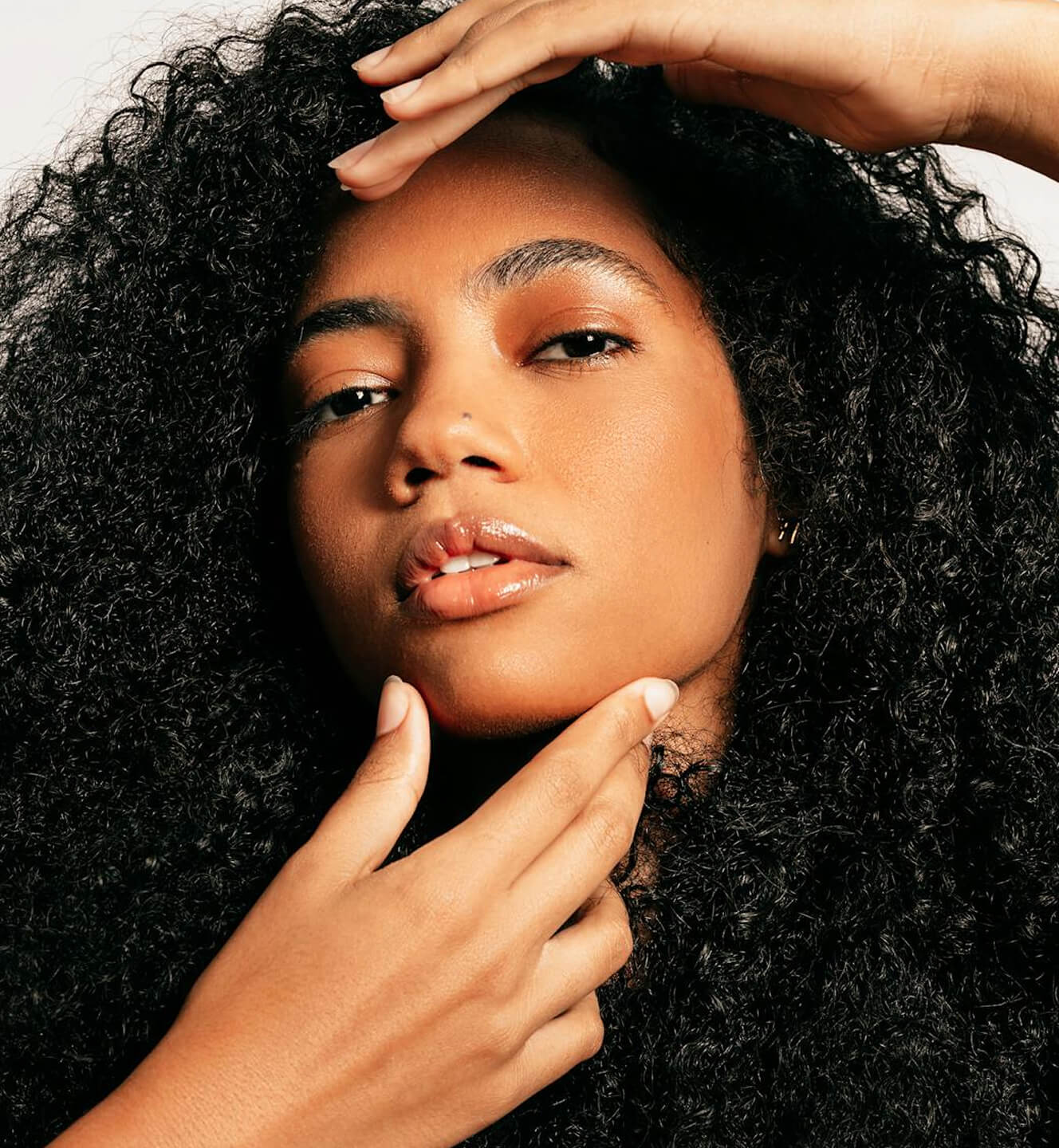 Home Beauty Product Woman Image